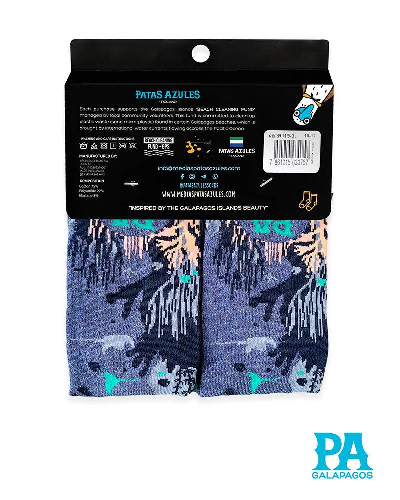 Coral Buzo Mantaraya Fondo Azul Oscuro - Image 3